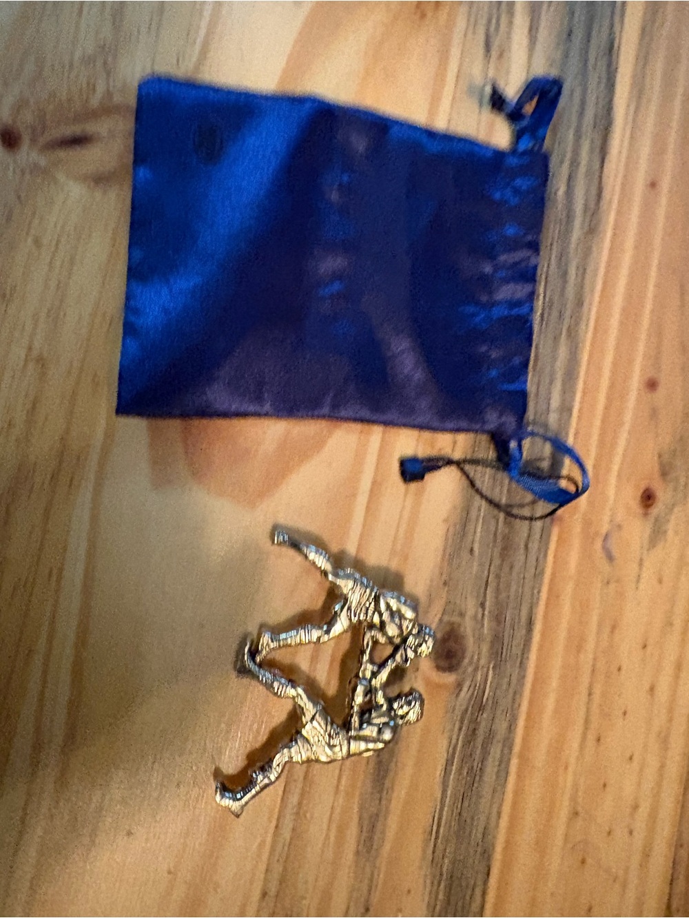 Gold Boxing Couple Pin with Blue Satin Drawstring Pouch